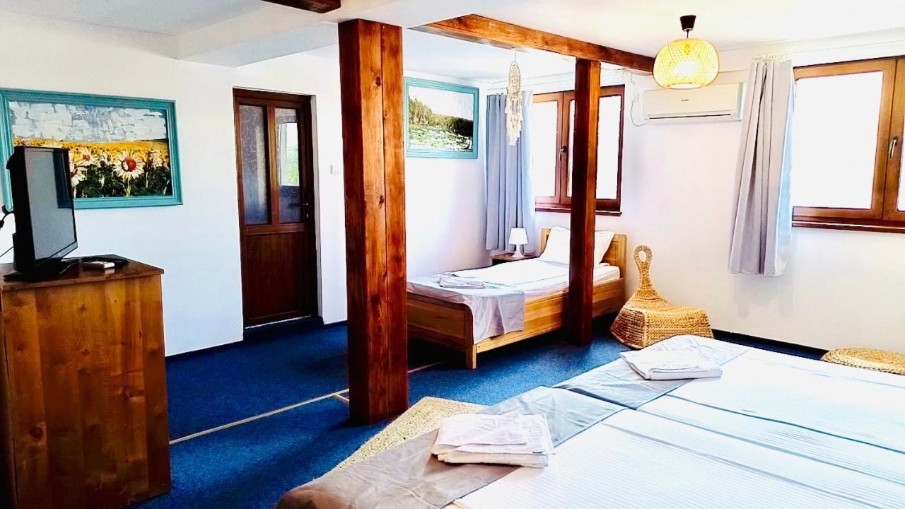 Zen Eco Villa Sfantu Gheorghe  Luaran gambar