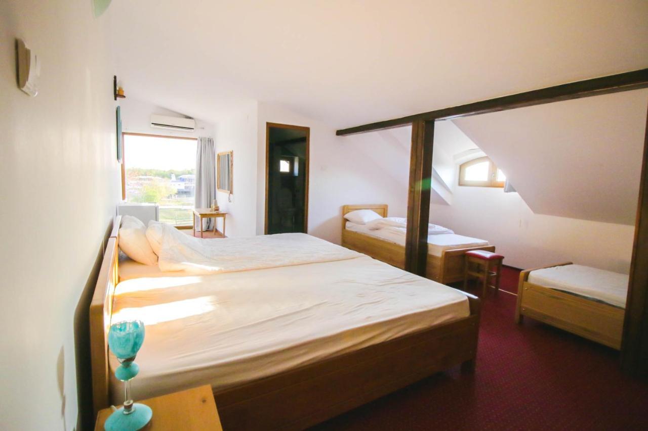 Zen Eco Villa Sfantu Gheorghe  Luaran gambar